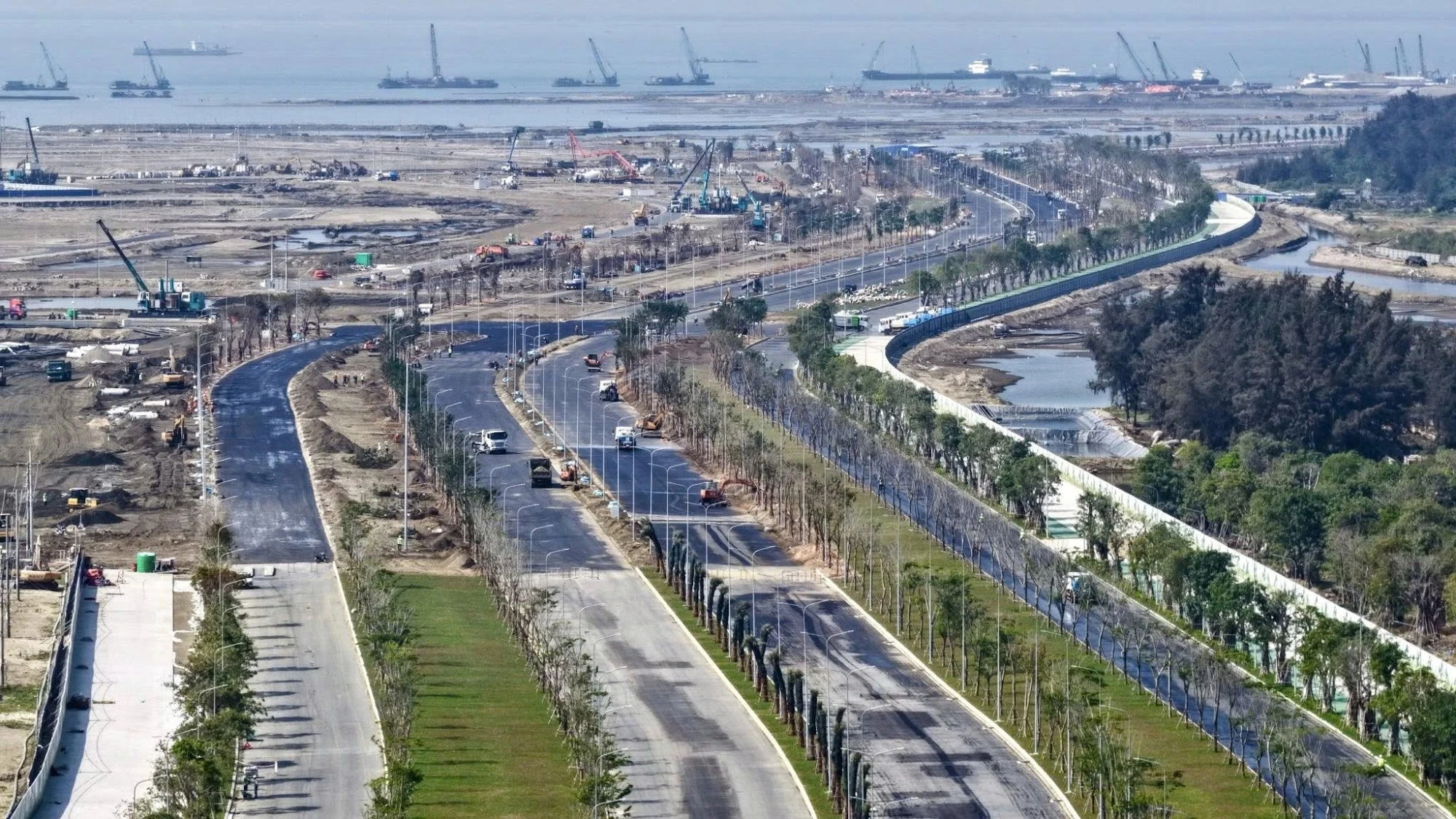 Tháng 05,2026